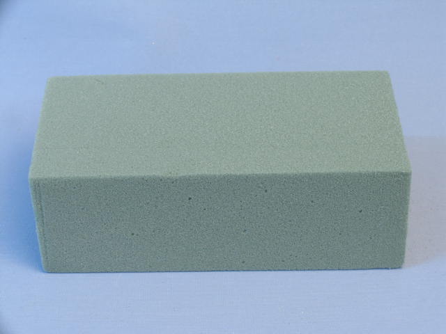 Jak stosować piankę florystyczną?